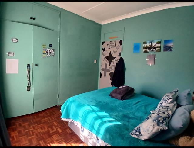 3 BEDROOM HOUSE FOR SALE IN LEONDALE